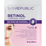 Verpackung der SKIN REPUBLIC Retinol Hydrogel Gesichtsmaske. Frau mit Maske im Gesicht ist abgebildet. Text: Retinol, Hydrogel Mask, Anti-Aging Pflege.
