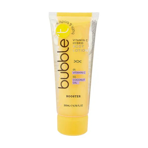 Eine gelbe und weiße Tube Bubble Vitamin C Hybrid Body Lotion. Die Tube hat gelbe Akzente und Produktinformation auf der Vorderseite.
